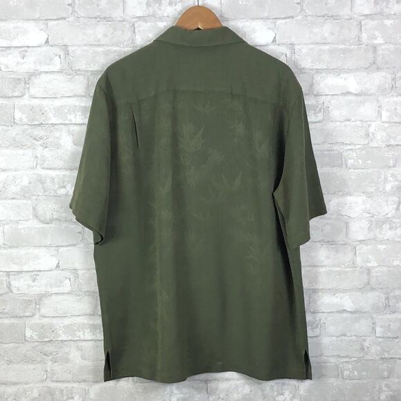 Caribbean Joe Green Rayon/Polyester Loop Button Palm Hawaiian Shirt Large - Picture 2 of 8